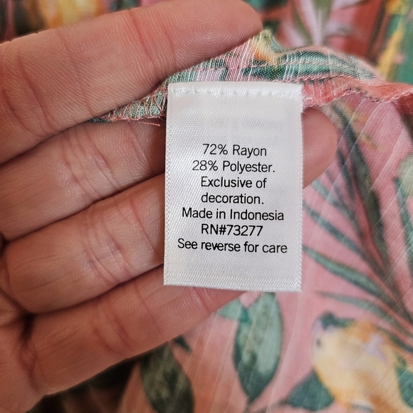 Lauren Conrad Bird Parrot Tropical Flowy Blouse Novelty Print Plants - Picture 3 of 6